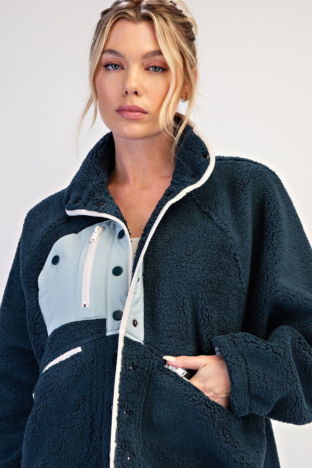 LYDIA FLEECE JACKET