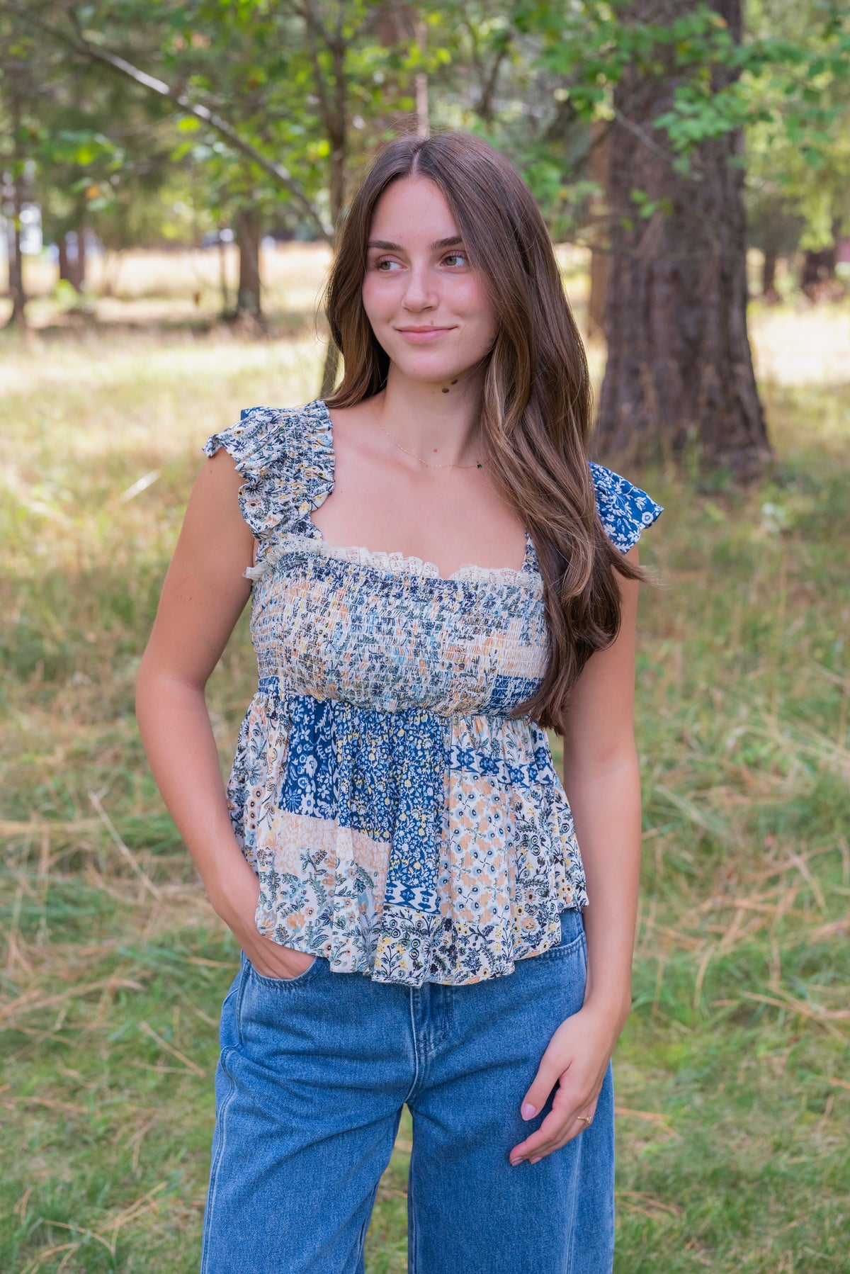 GENIE RUFFLE STRAP TOP