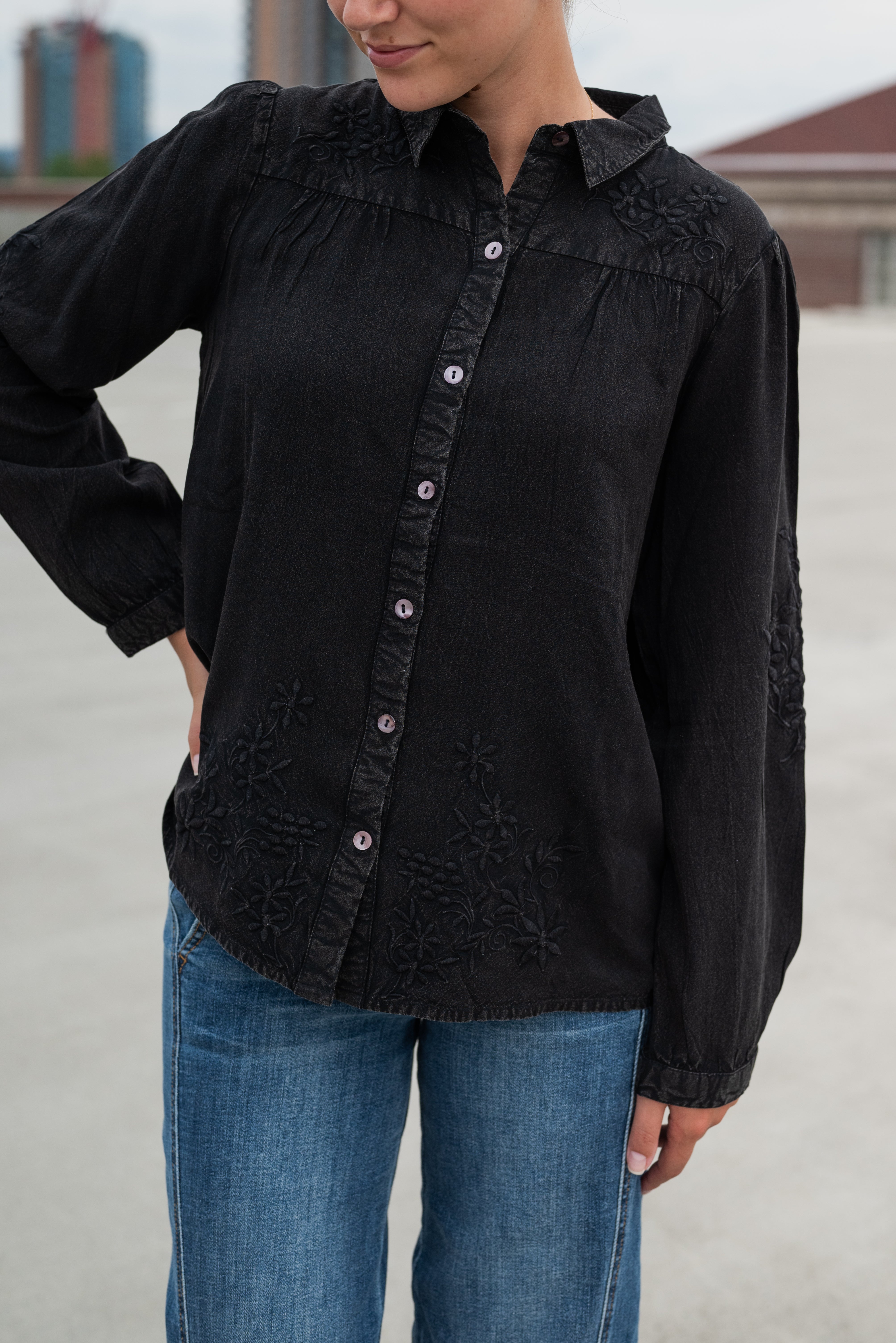 CONRAD EMBROIDERED SHIRT