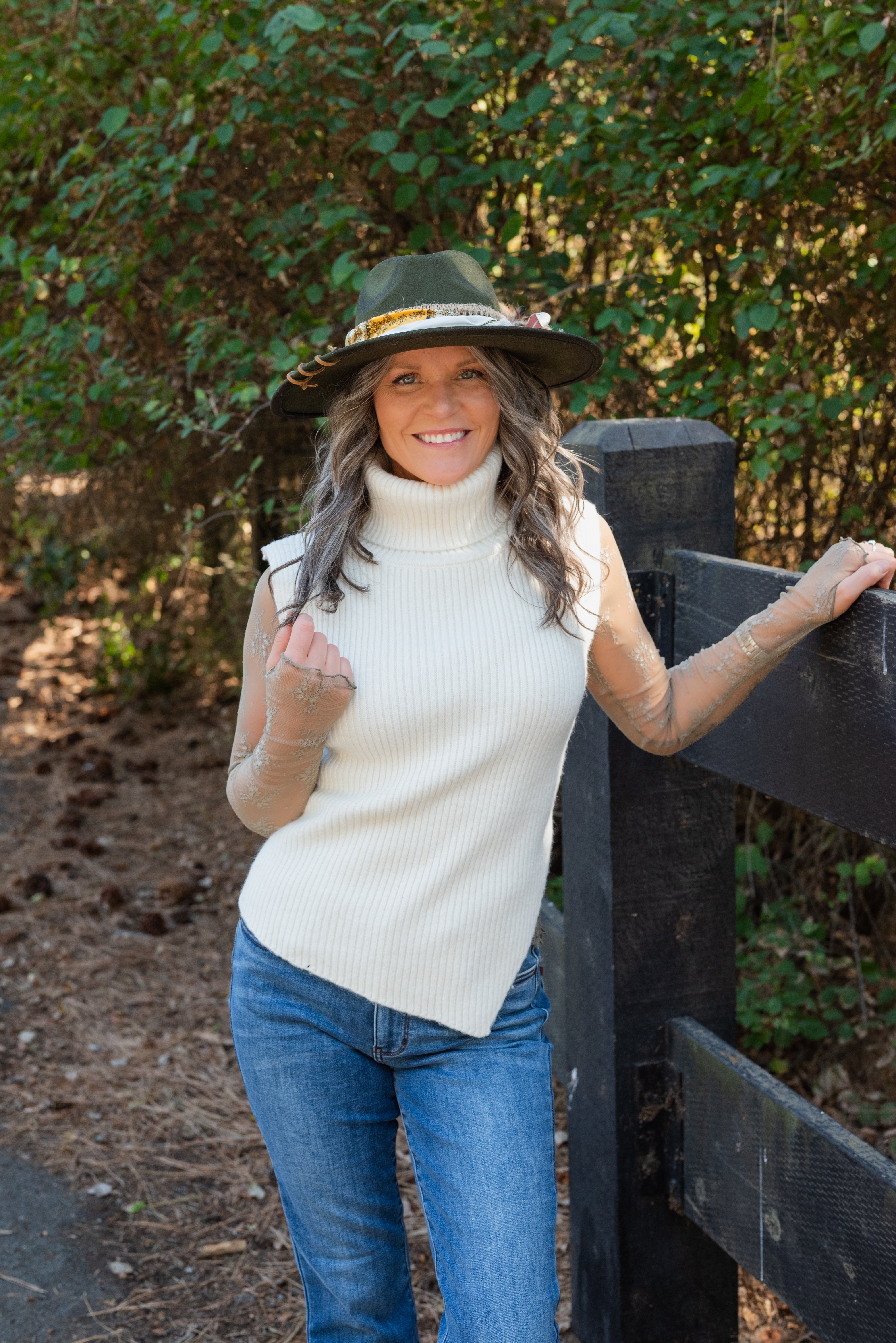 LILA SWEATER TOP