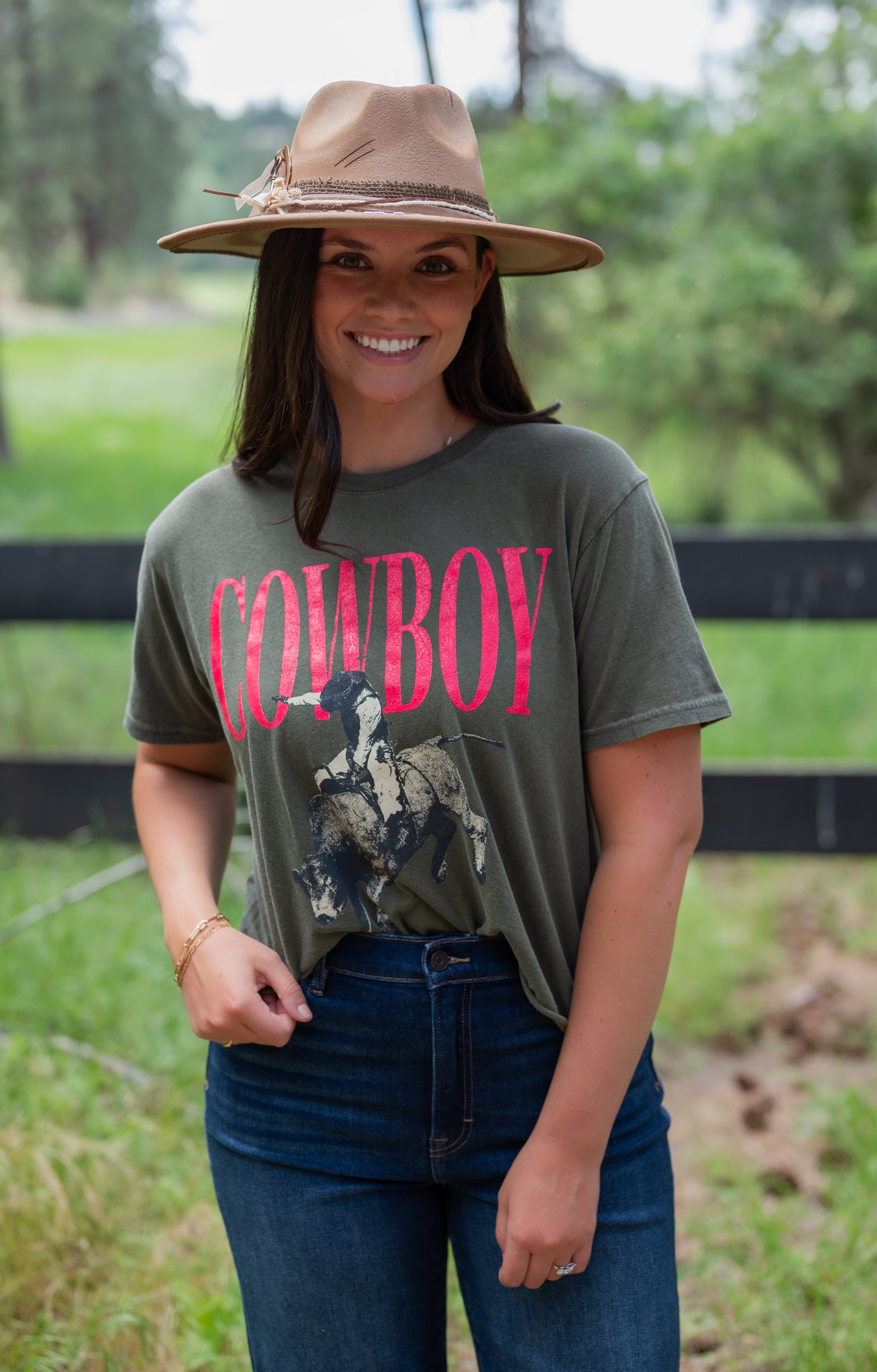 COWBOY GRAPHIC TEE