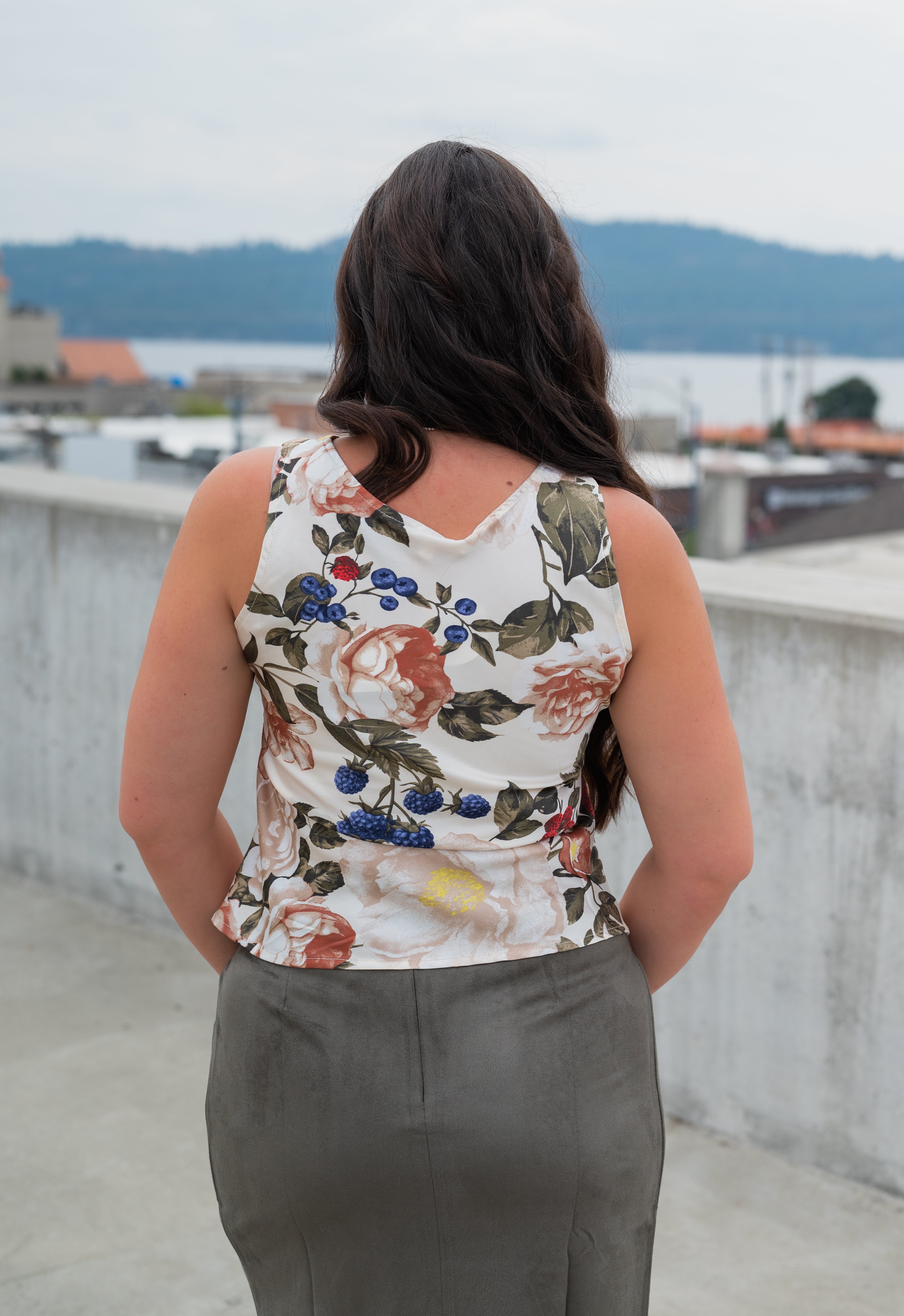 MAISY FLORAL TOP