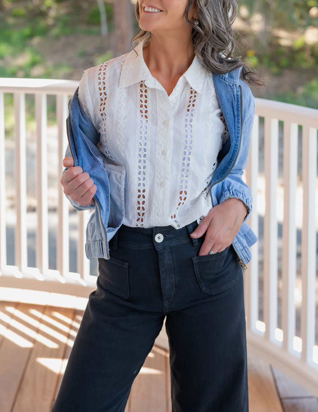 CLOE EYELET SHIRT