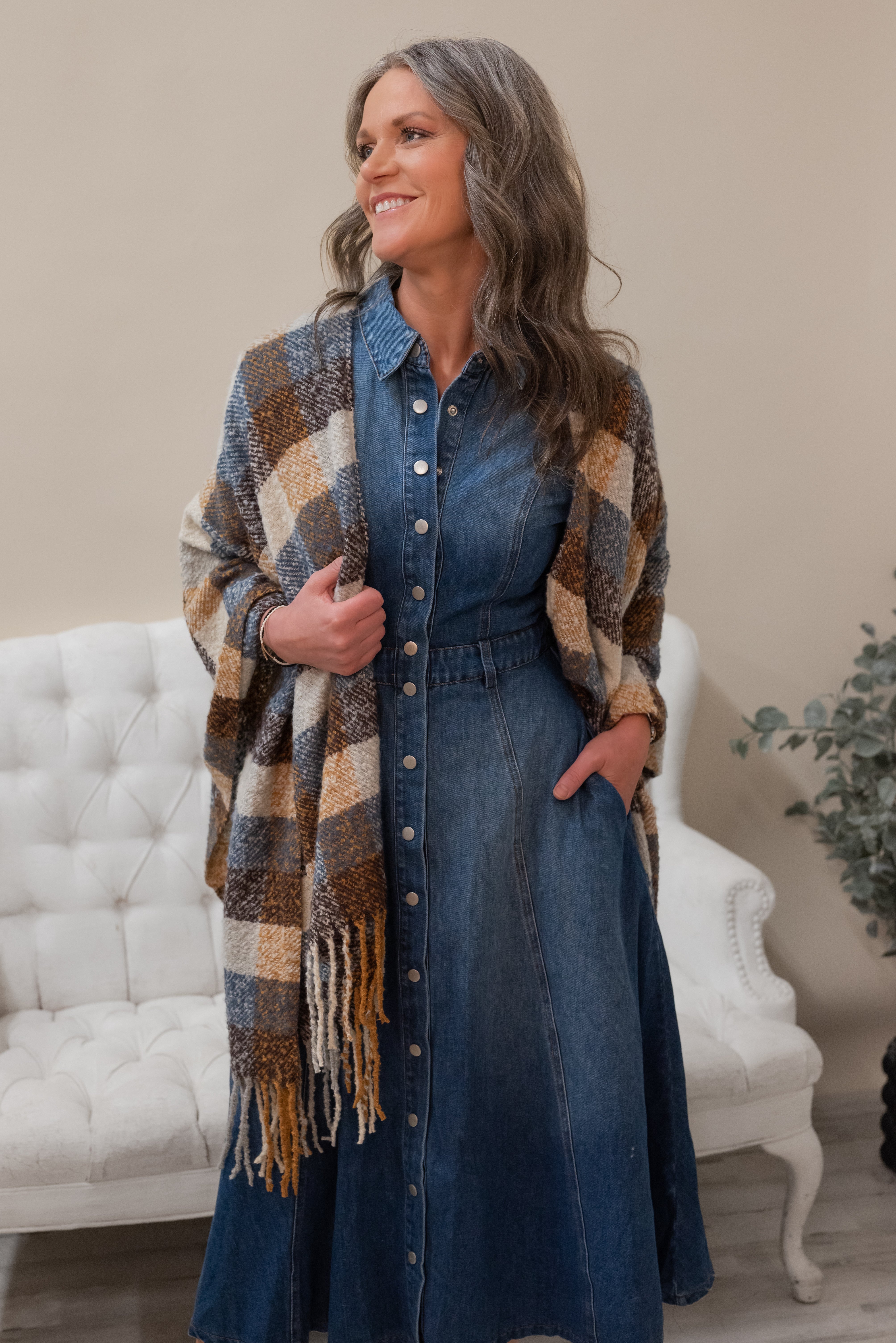 MYLA CHECKERED SCARF