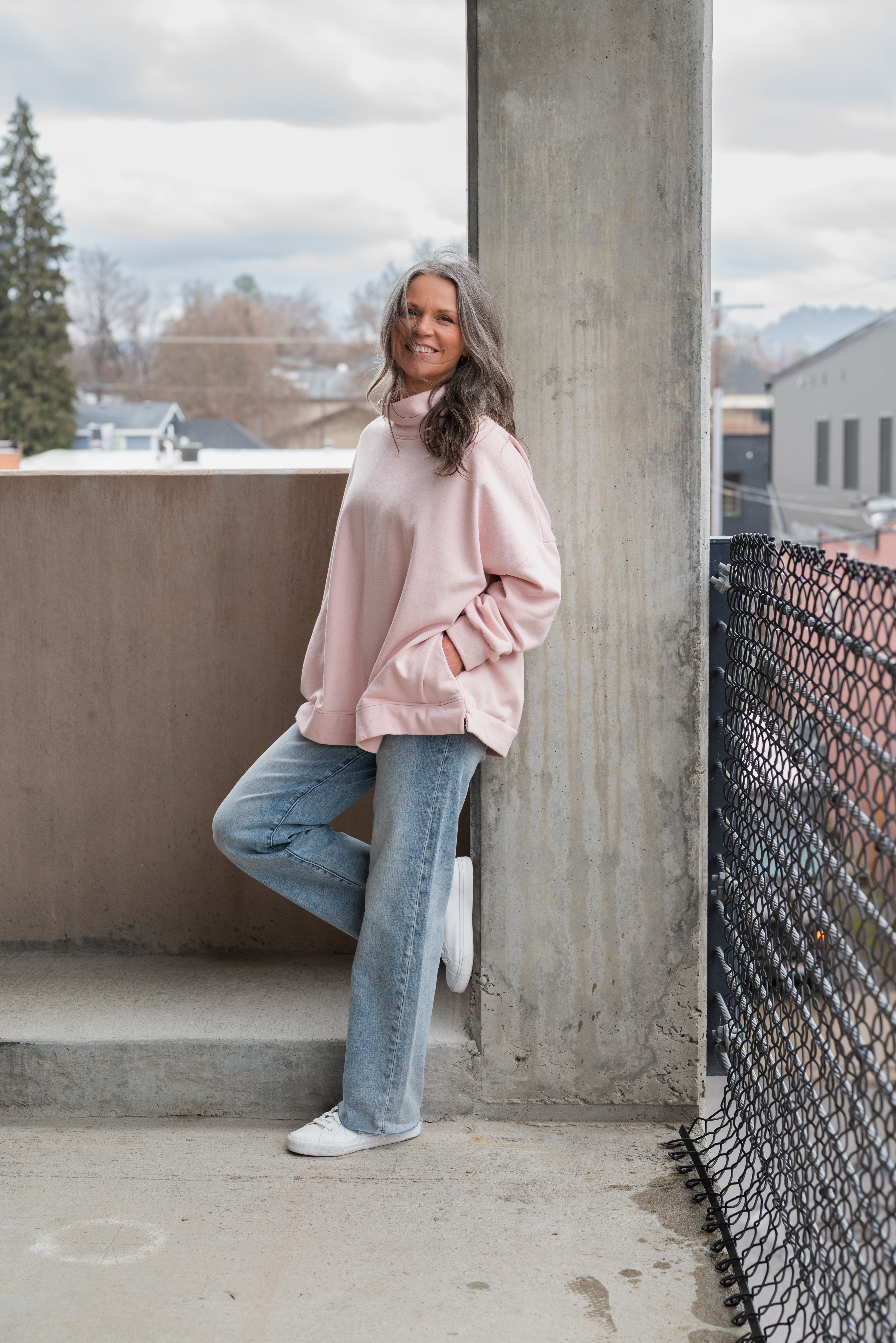 TEAGAN MOCKNECK SWEATSHIRT