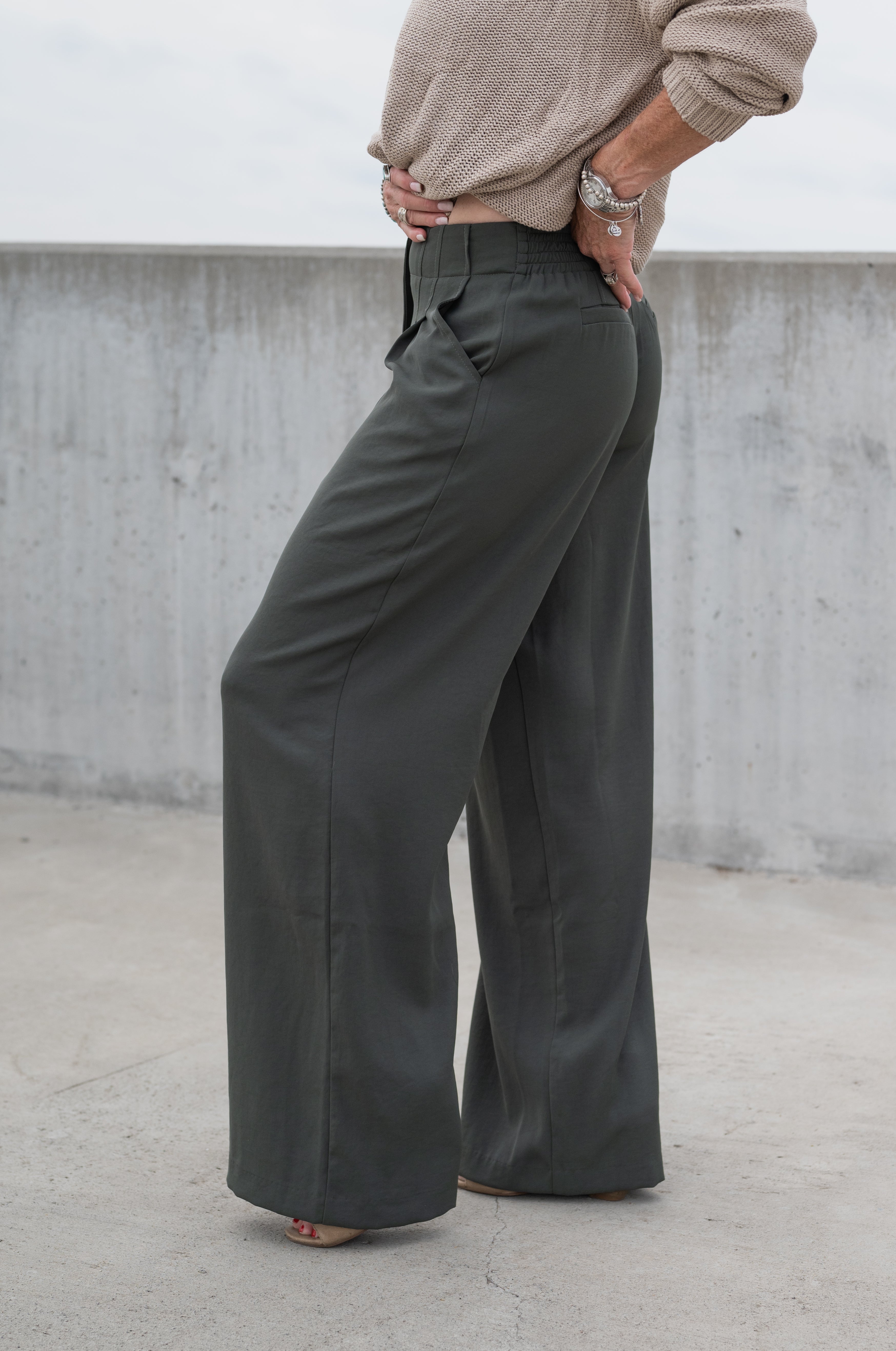 LOUELLA WIDE LEG PANTS