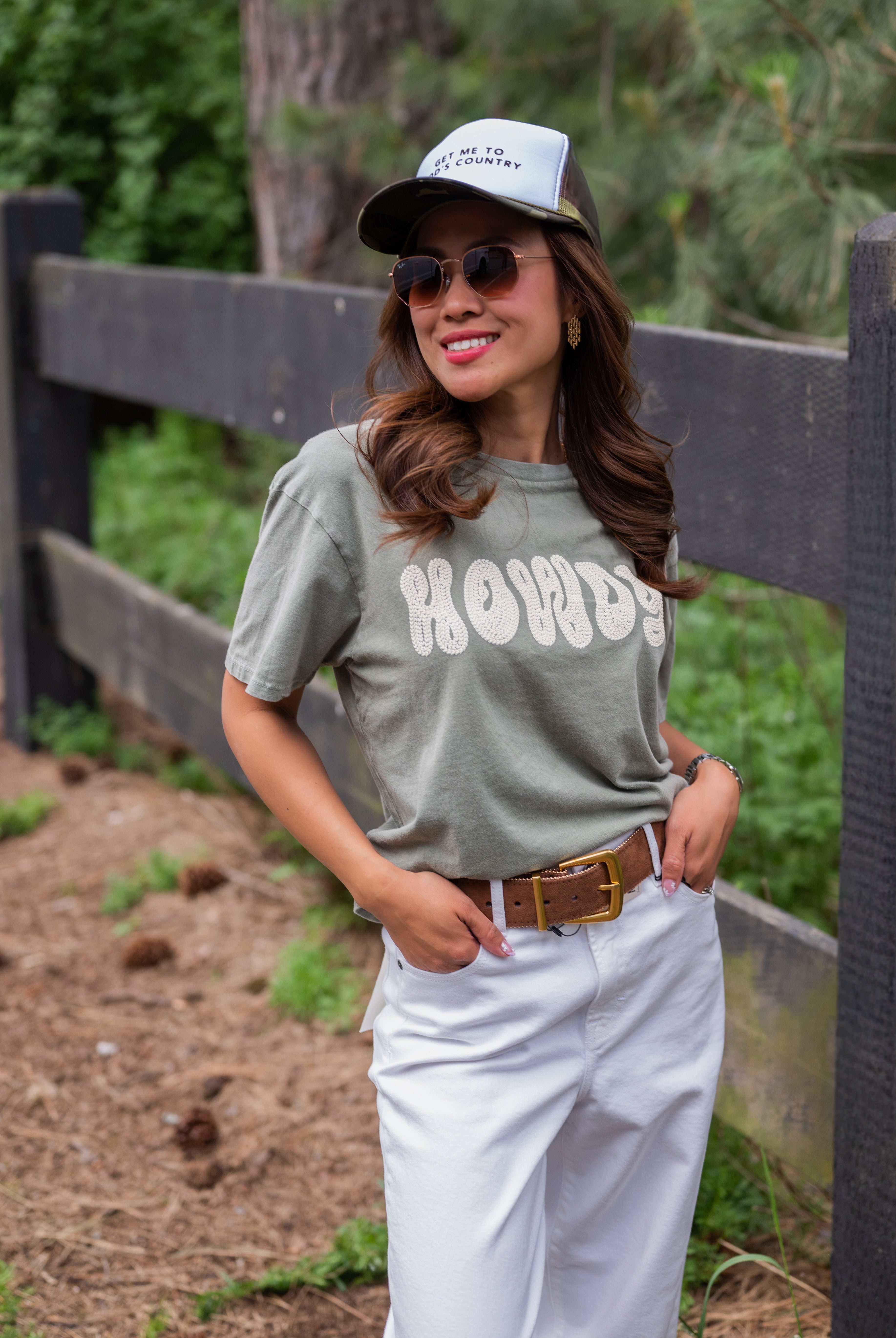 HOWDY PUFF TEE