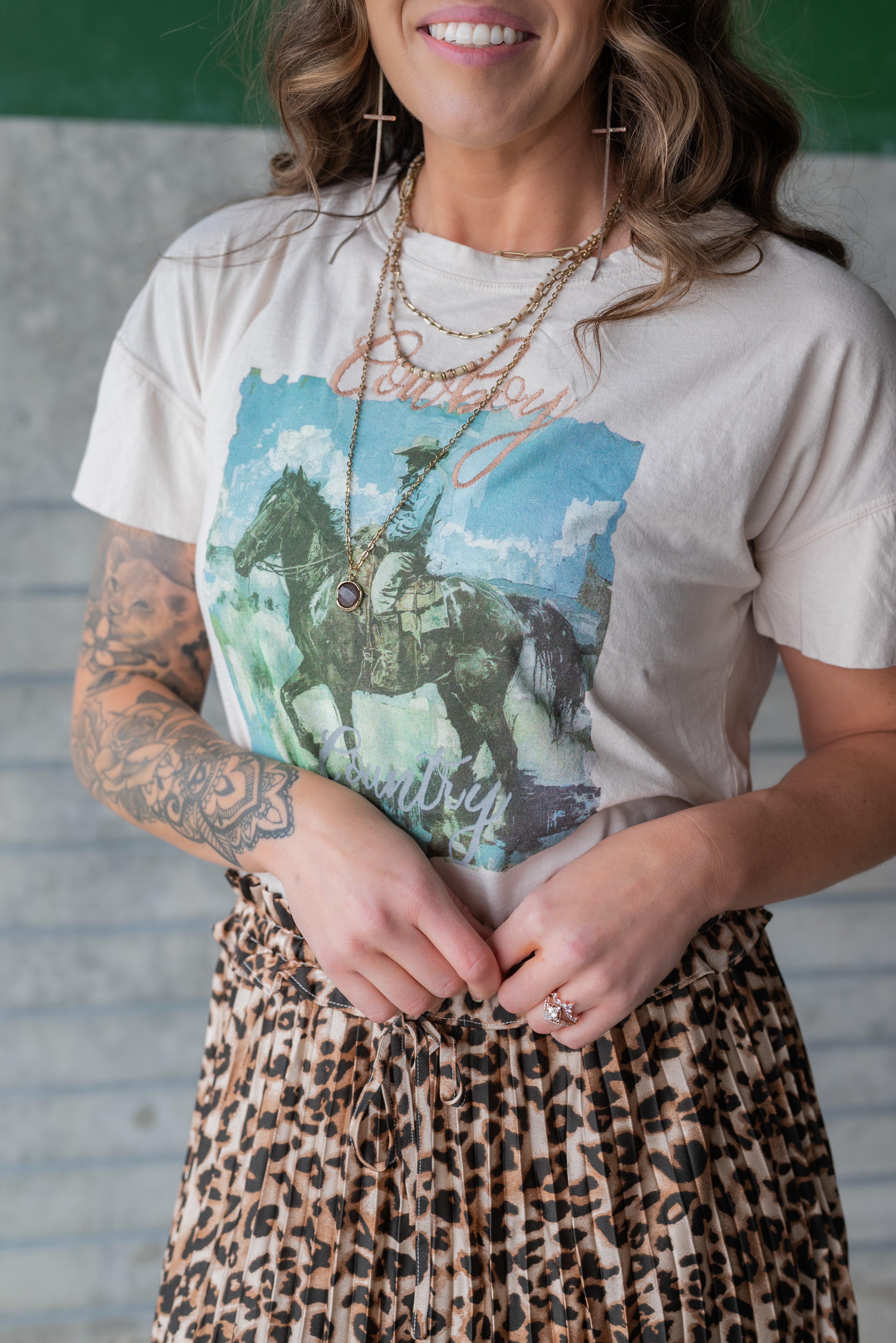 COWBOY COUNTRY TEE