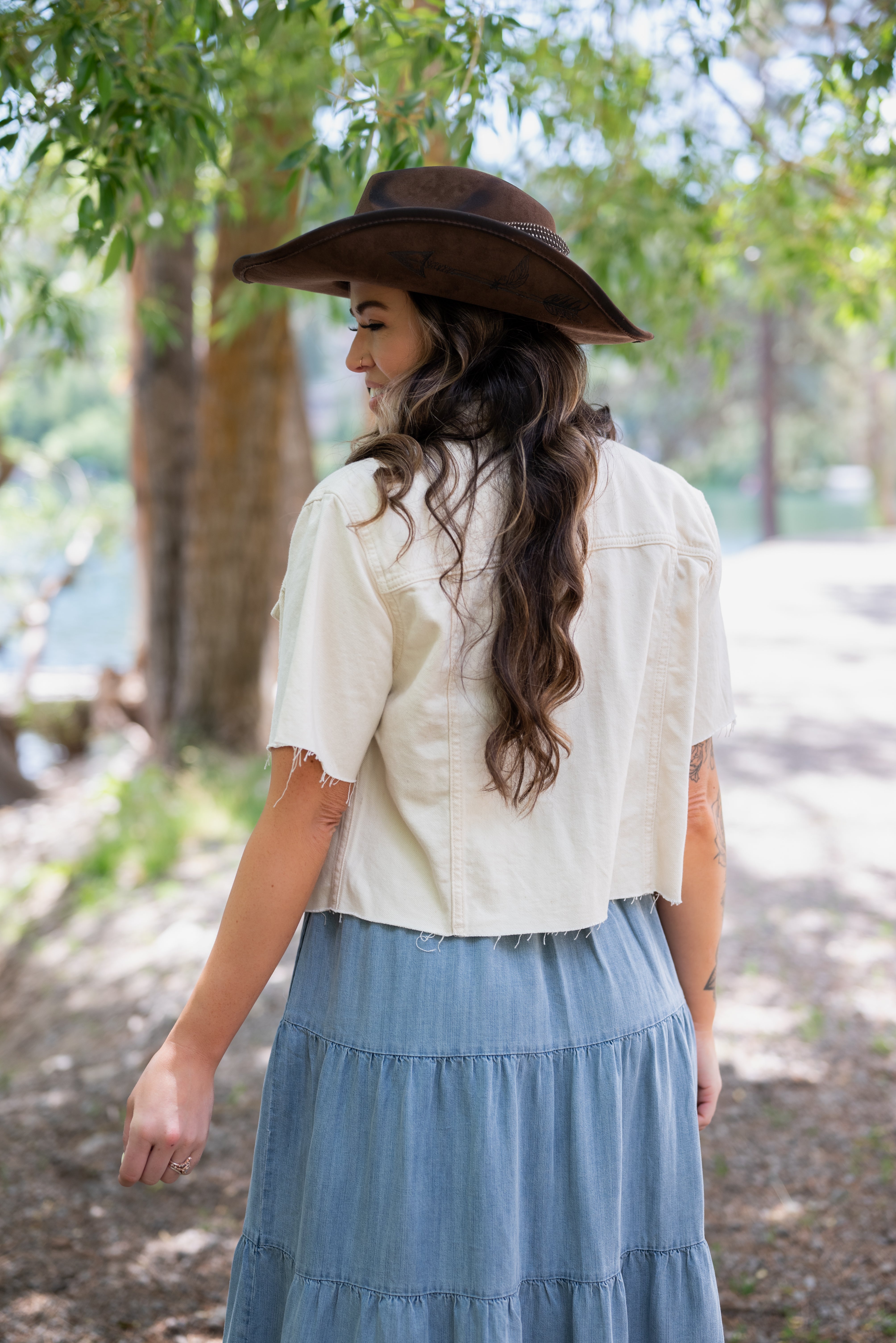 VERA SHORT SLEEVE CROP DENIM JACKET