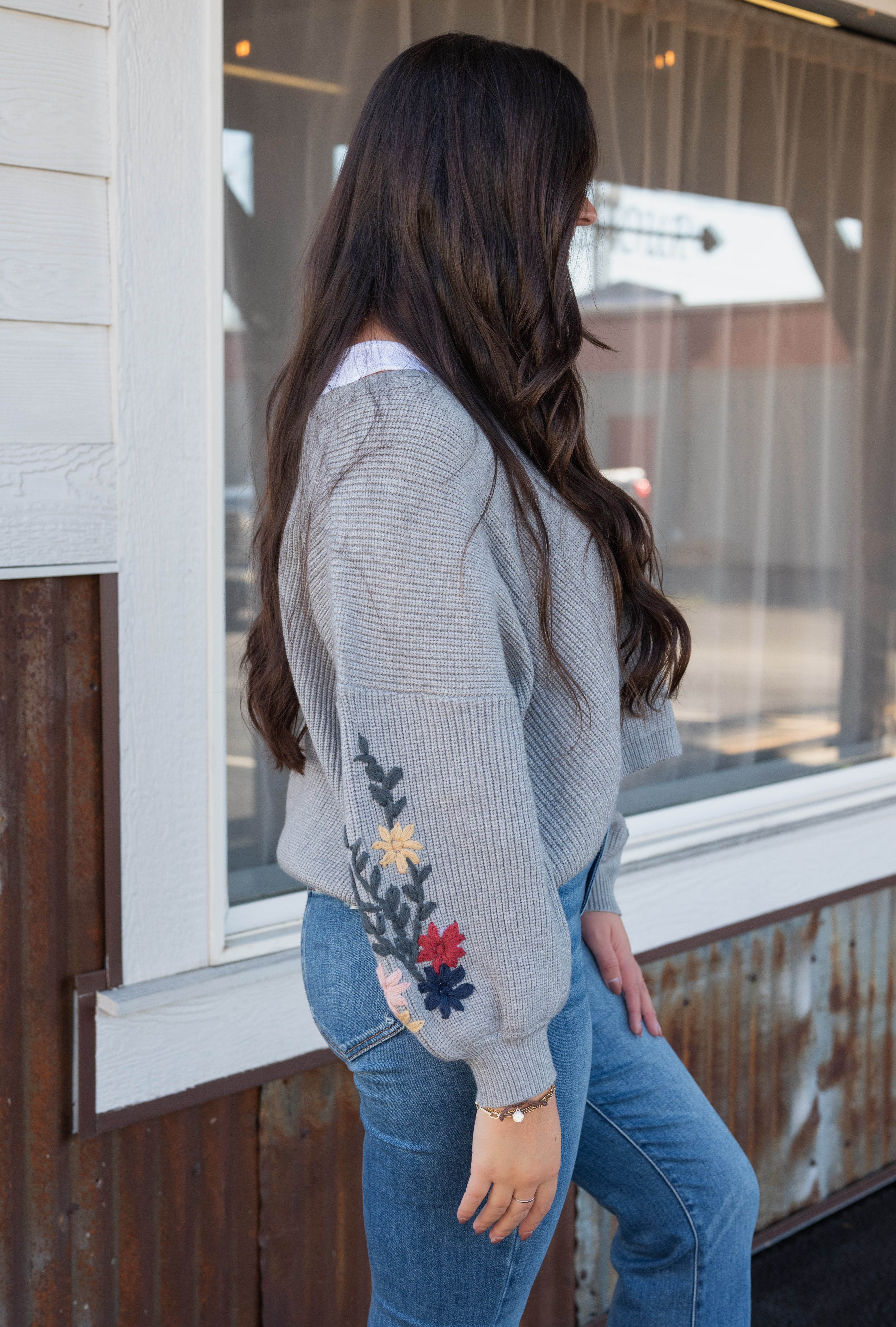 AGNES EMBROIDERED CARDIGAN