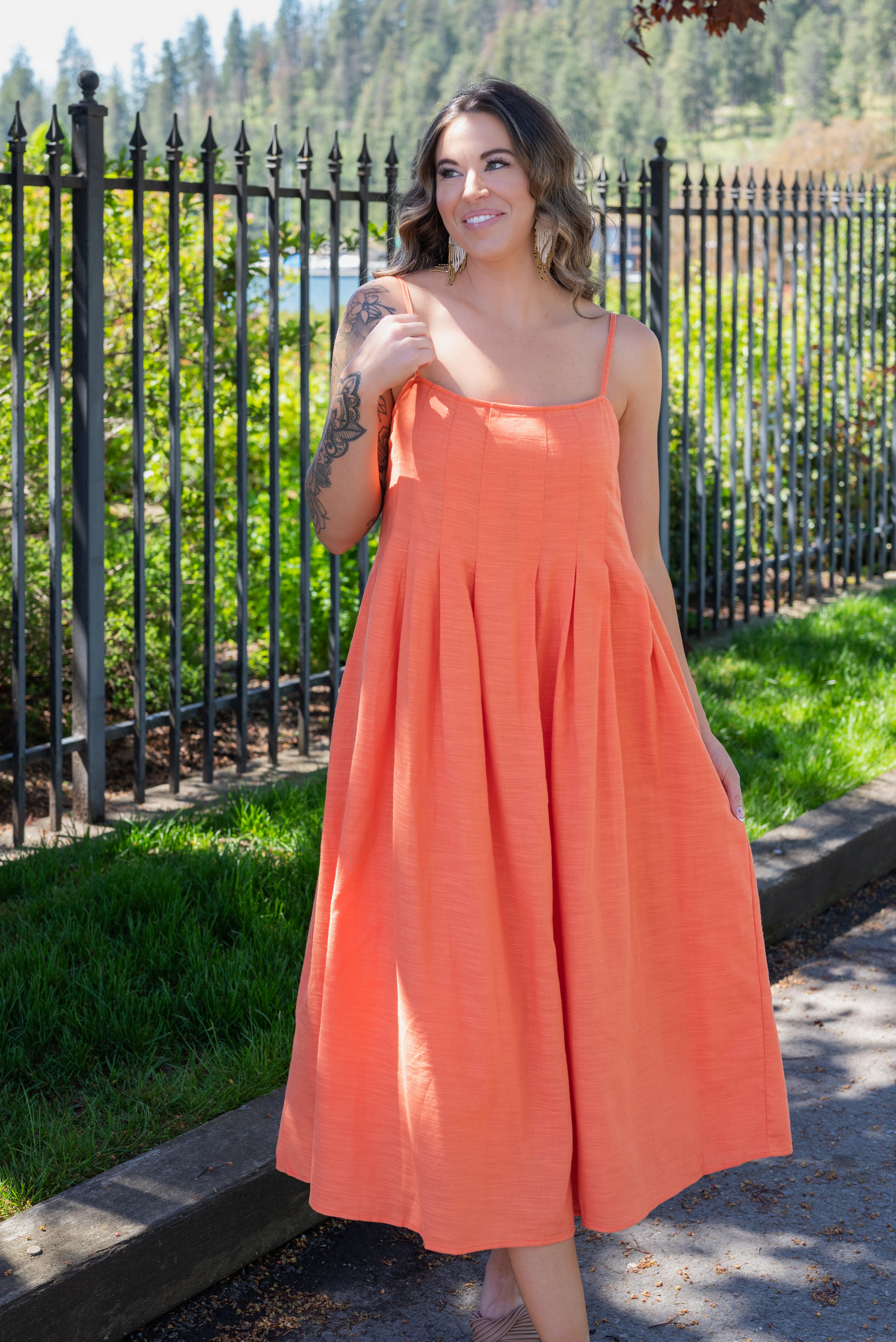 GOOD DAY PLEATED MIDI DRESS