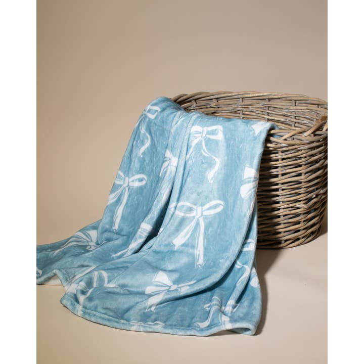 Hannah Bow Throw 50x60