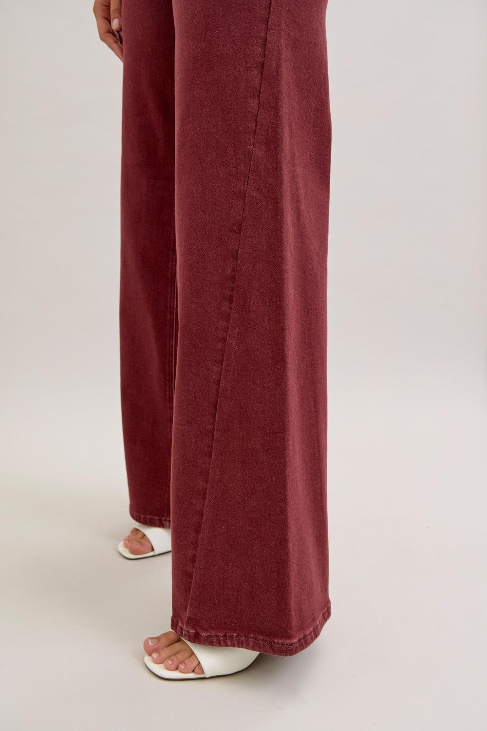 THRONE HW RETRO WIDE