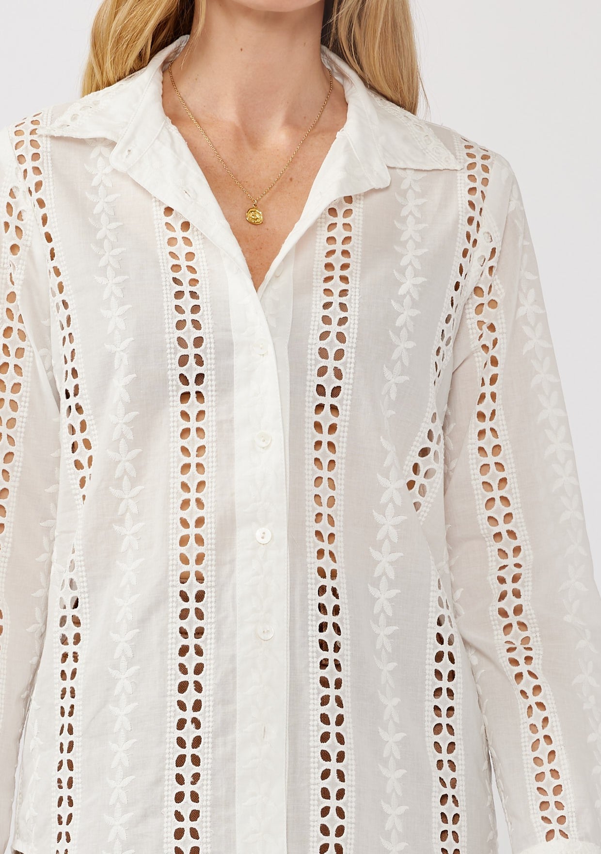 CLOE EYELET SHIRT