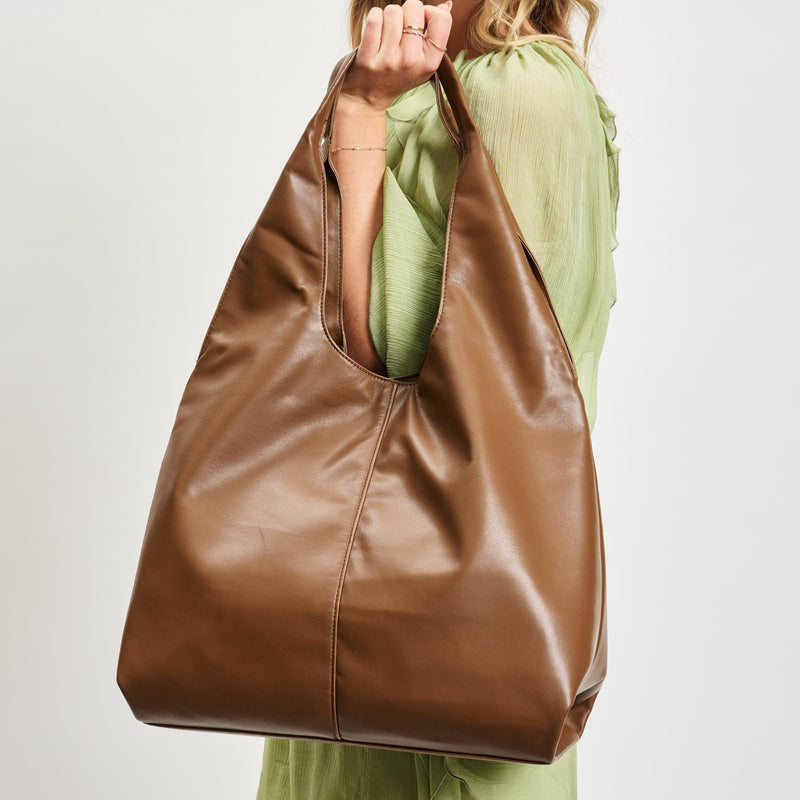 Faye Hobo