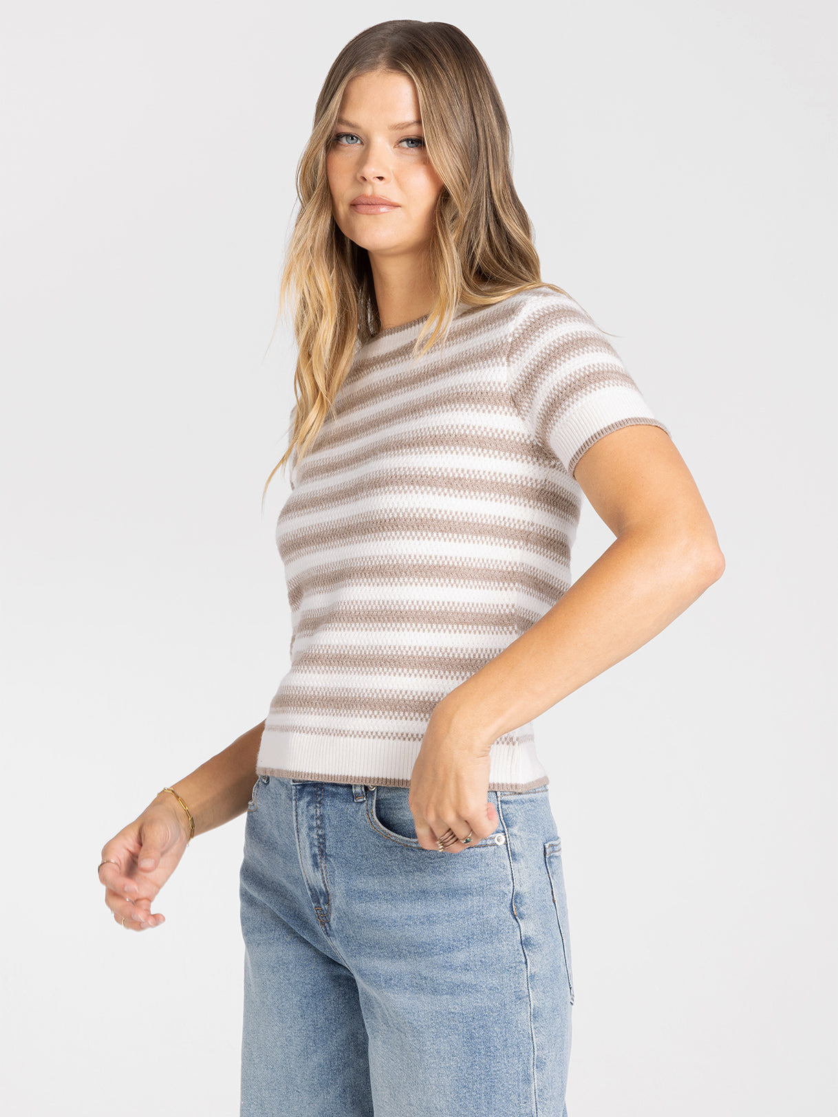 WELLES TOP
