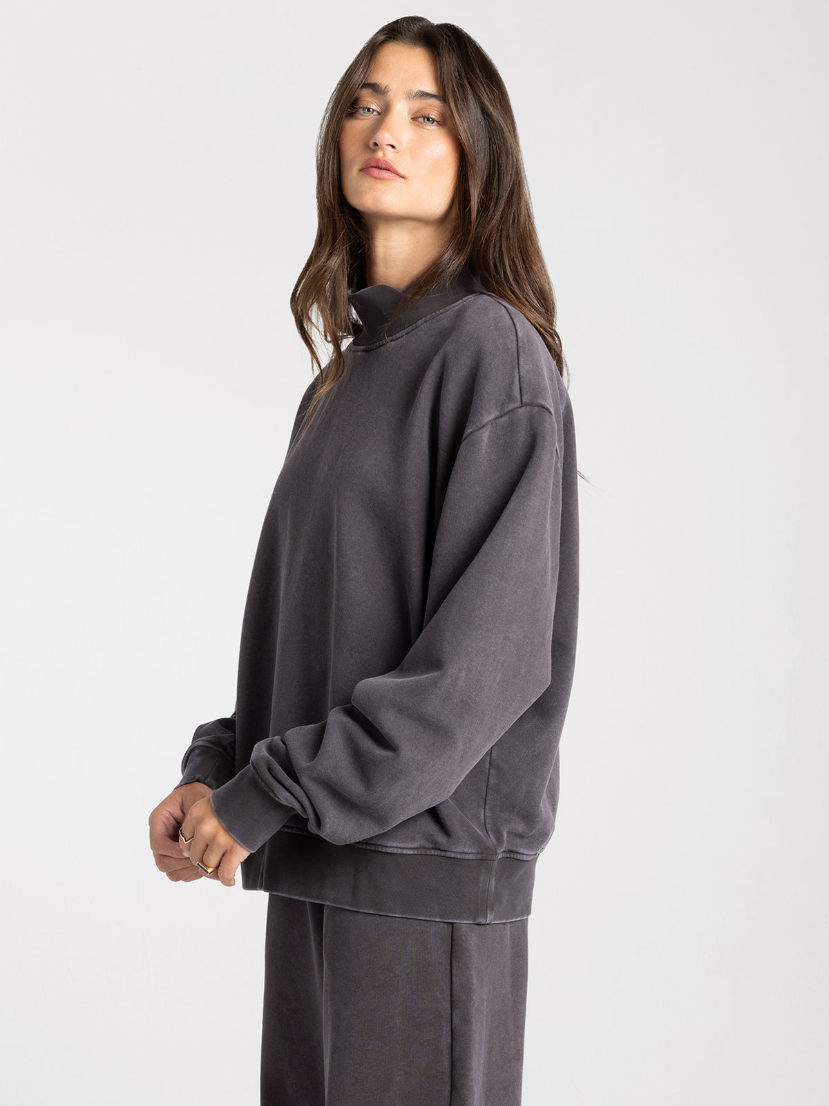 ASHFORD MOCKNECK SWEATSHIRT
